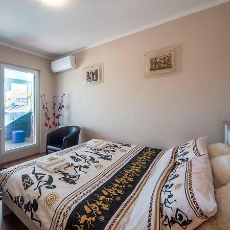Apartment Africa Belgrade Extérieur photo