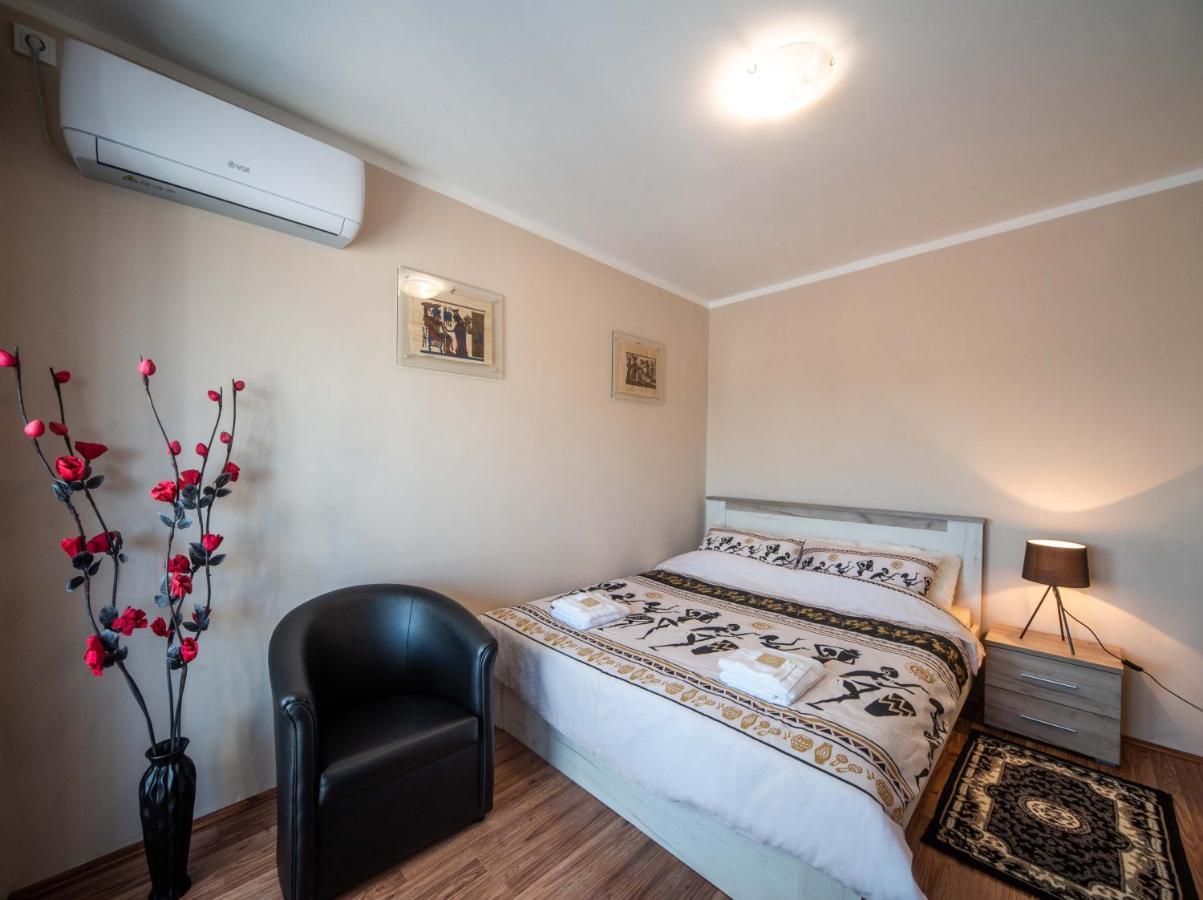 Apartment Africa Belgrade Extérieur photo