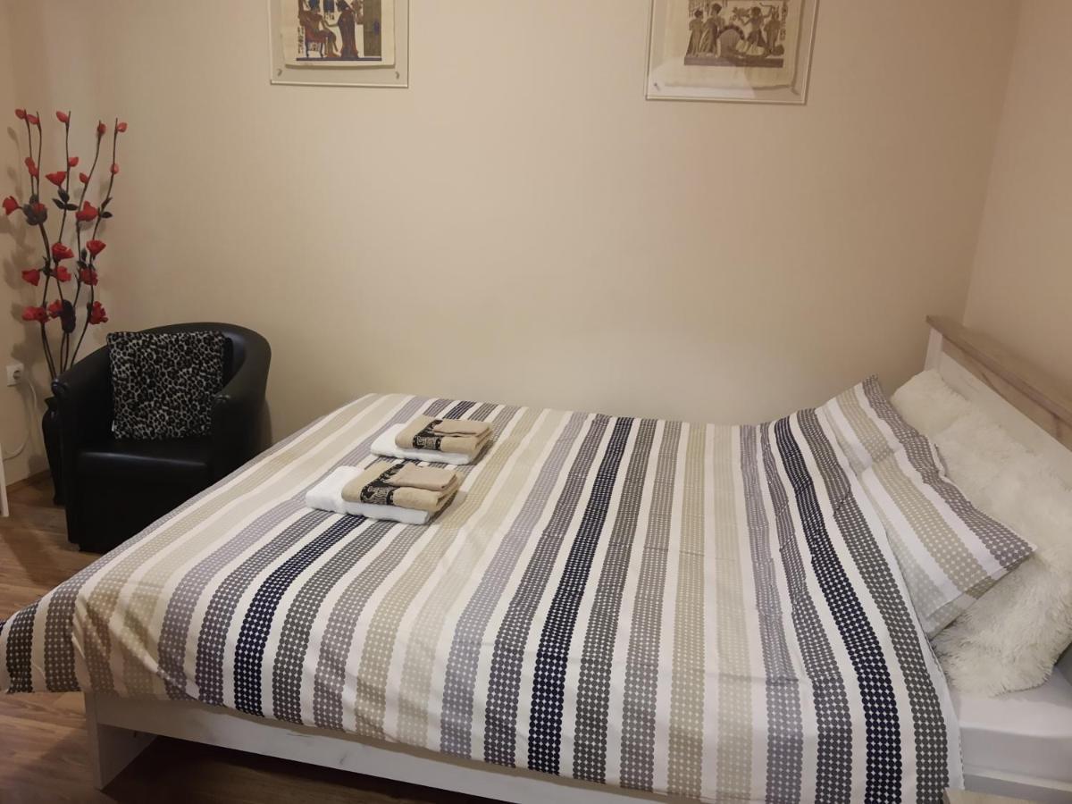 Apartment Africa Belgrade Extérieur photo